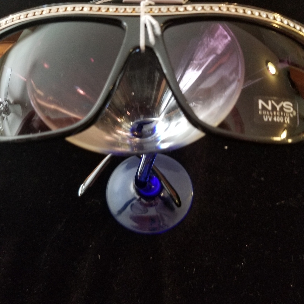 Sunglasses - Picture 2 of 4